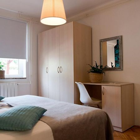 Apartments Sandra Пореч Екстериор снимка