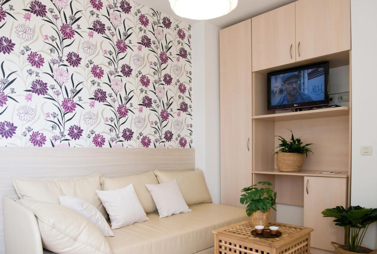 Apartments Sandra Пореч Екстериор снимка